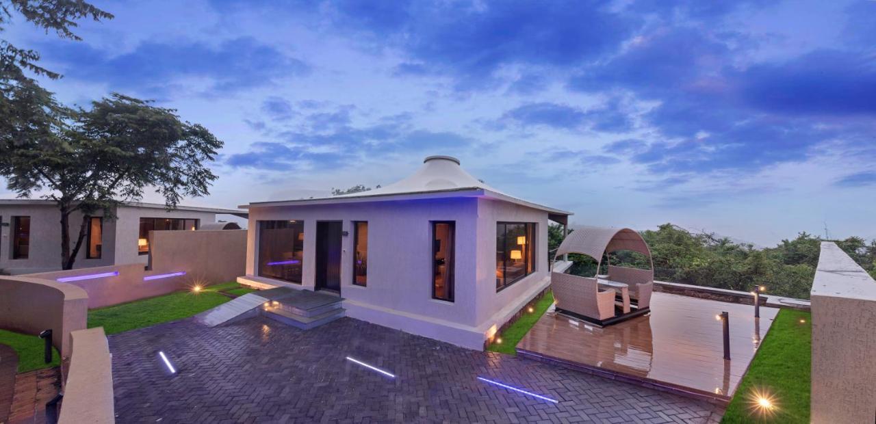 Aamby Valley City Lonavala Exterior photo The Royal Villa